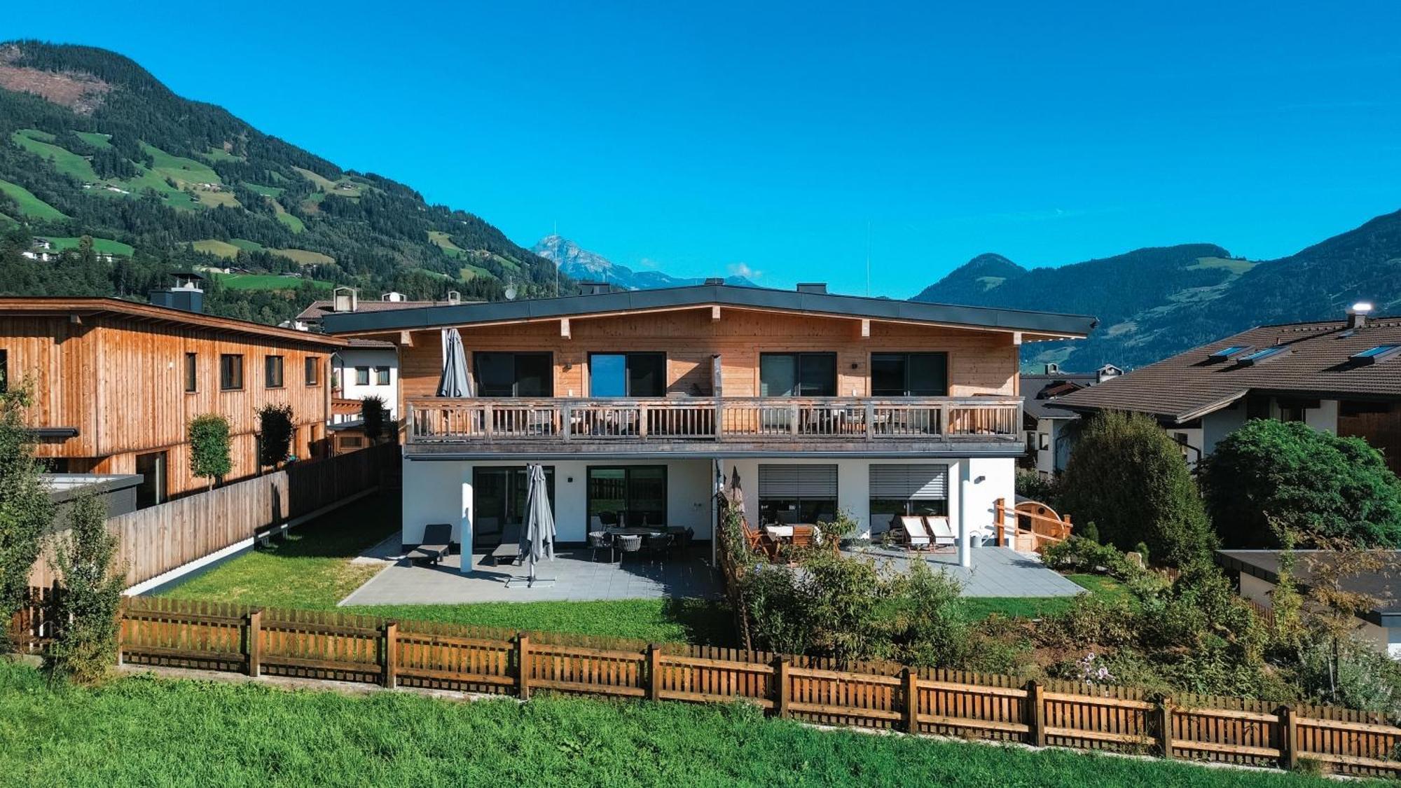 Veronikas Relax & Family Suite - Sun Terrace And Car Park By Alpenluxus Appartements Fügen Exteriér fotografie